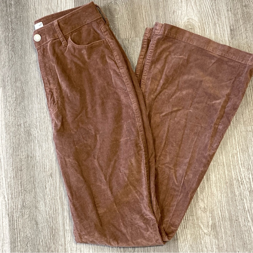 Hollister corduroy flare pants size 5R W27 Ultra High Rise dark brown